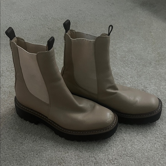 Sam Edelman Laguna Booties - Picture 1 of 3